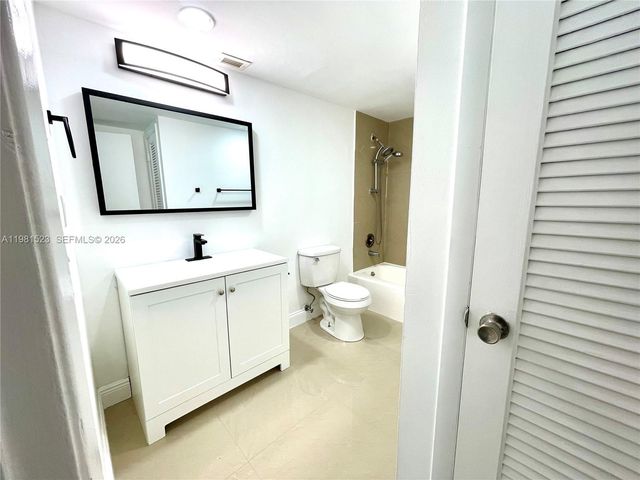 19390 Collins Ave 316, Sunny Isles Beach, FL 33160