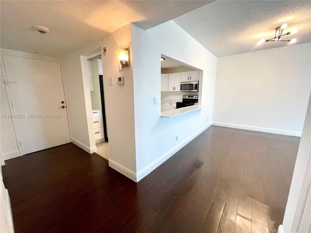 19390 Collins Ave 316, Sunny Isles Beach, FL 33160