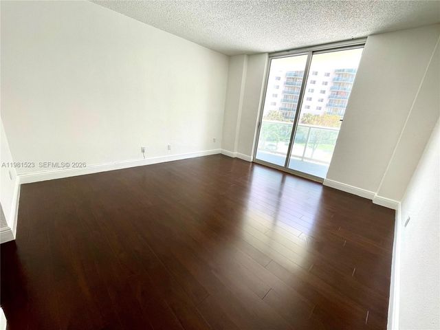 19390 Collins Ave 316, Sunny Isles Beach, FL 33160