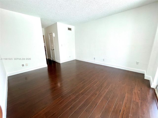 19390 Collins Ave 316, Sunny Isles Beach, FL 33160