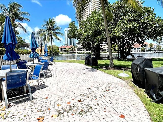 19390 Collins Ave 316, Sunny Isles Beach, FL 33160