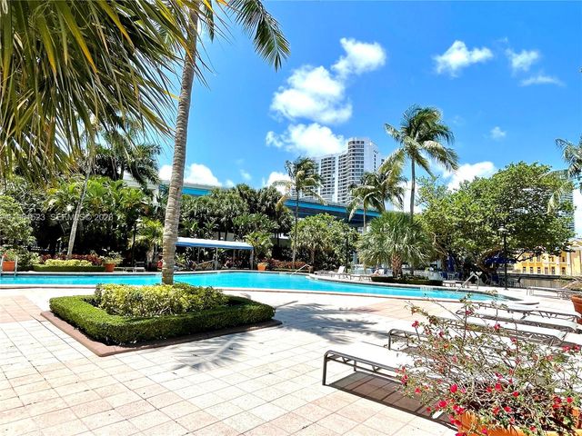 19390 Collins Ave 316, Sunny Isles Beach, FL 33160