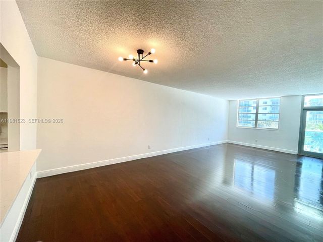 19390 Collins Ave 316, Sunny Isles Beach, FL 33160