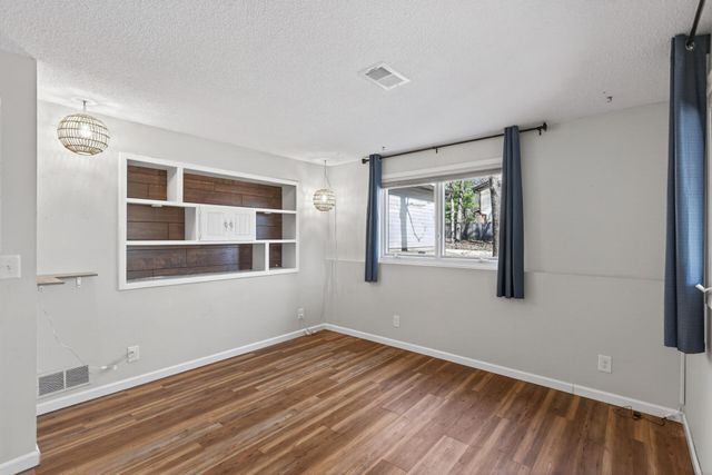 17129 Eveleth Street NE, Ham Lake, MN 55304