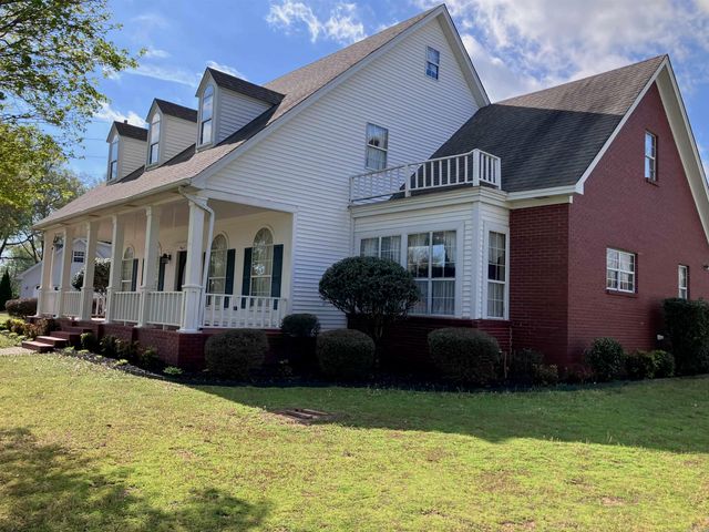 9 River Oaks Boulevard, Searcy, AR 72143