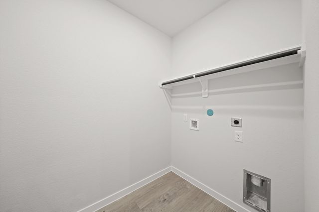 17231 White Peace Drive, Waller, TX 77484