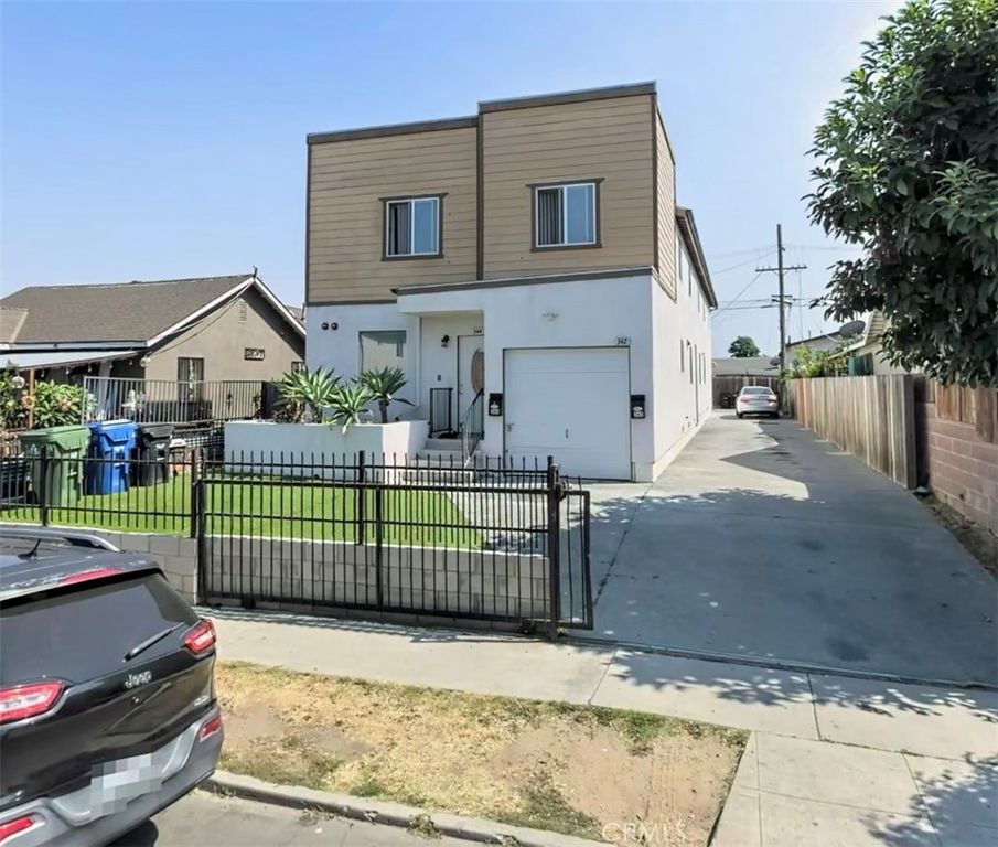 342 344 E 118th, Los Angeles, CA 90061
