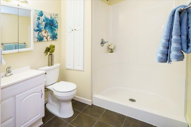 648 Welland Court, Eagan, MN 55123