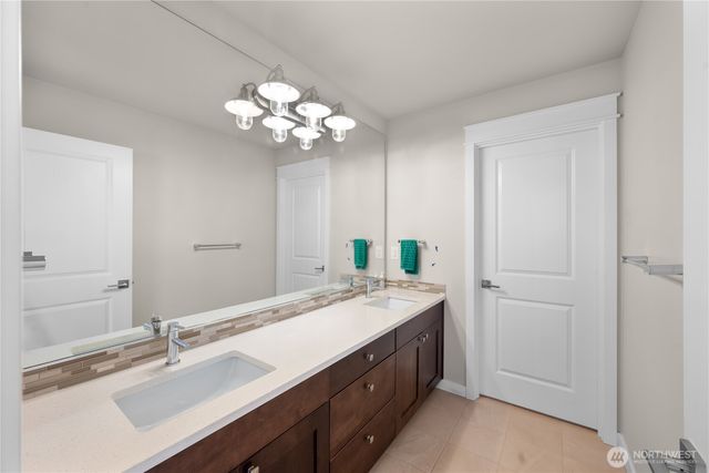 26925 230th Place SE, Maple Valley, WA 98038