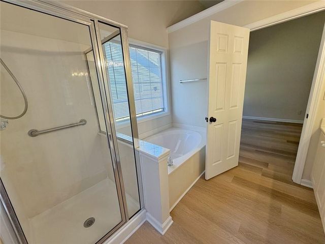 902 Conners Cove NW, Lawrenceville, GA 30044