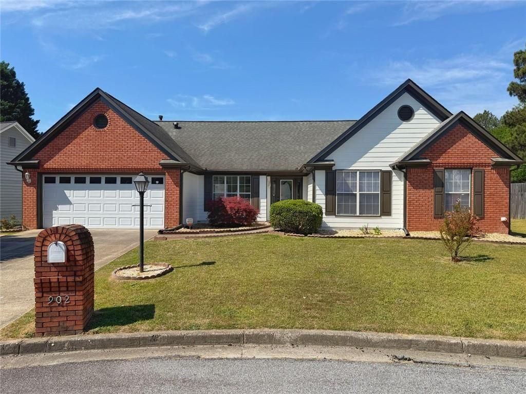 902 Conners Cove NW, Lawrenceville, GA 30044