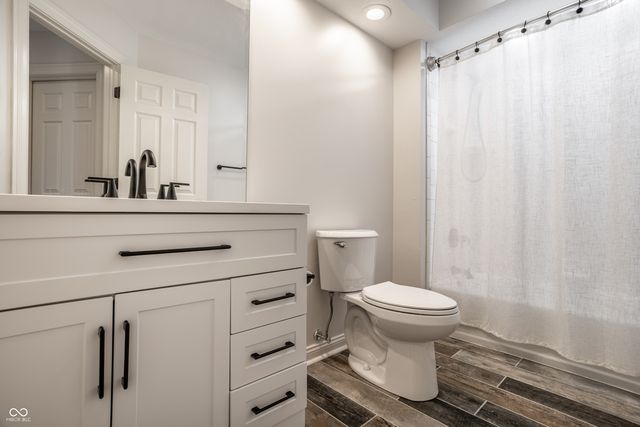 10703 Club Chase, Fishers, IN 46037