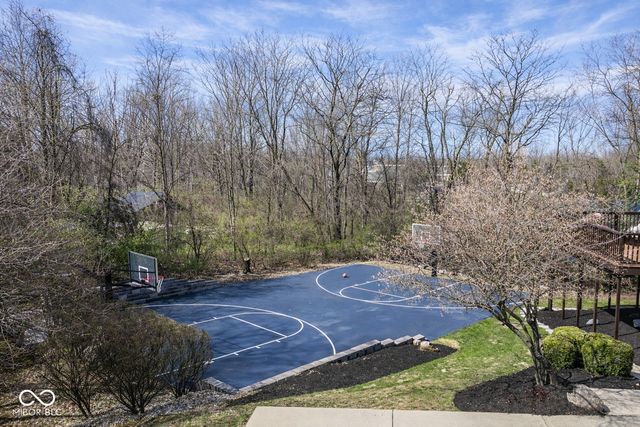 10703 Club Chase, Fishers, IN 46037