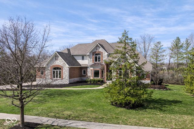 10703 Club Chase, Fishers, IN 46037