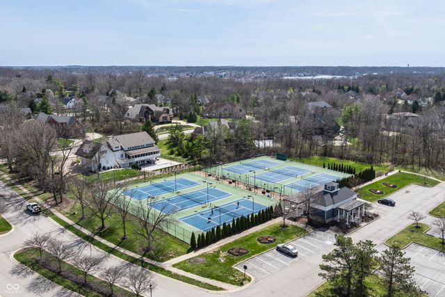 10703 Club Chase, Fishers, IN 46037