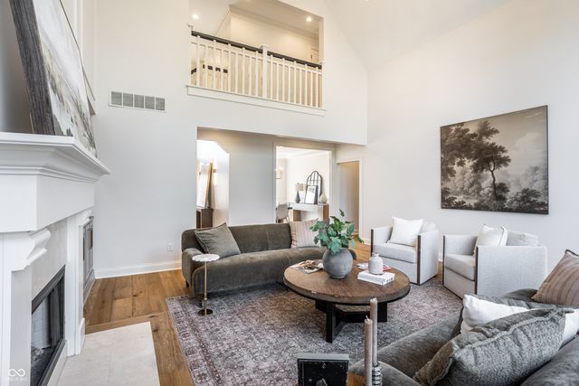 10703 Club Chase, Fishers, IN 46037