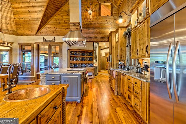 50 Point Morgan Lane, Tiger, GA 30576