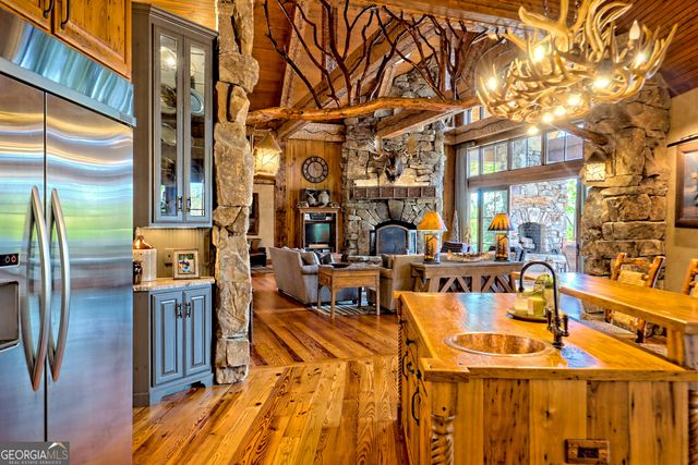 50 Point Morgan Lane, Tiger, GA 30576