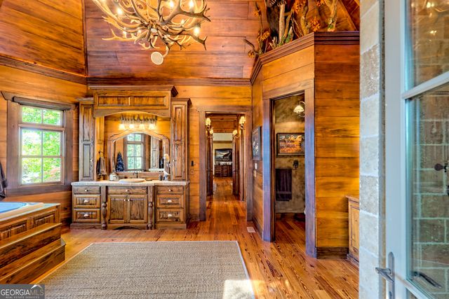 50 Point Morgan Lane, Tiger, GA 30576