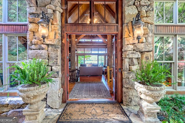 50 Point Morgan Lane, Tiger, GA 30576