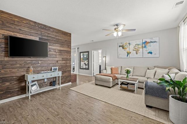 5043 Hawkins Mill WAY, Virginia Beach, VA 23455