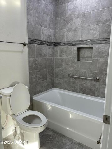 173 Coastal Avenue, Daytona Beach, FL 32124