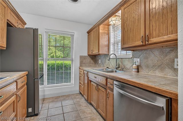 2800 Kendall Avenue, Fort Smith, AR 72918