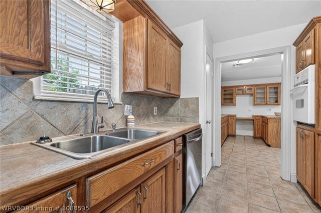 2800 Kendall Avenue, Fort Smith, AR 72918
