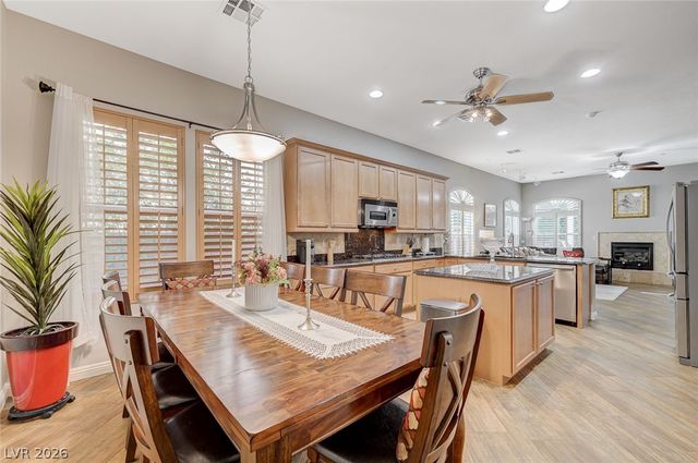 2415 Winter Cliffs Street, Henderson, NV 89052