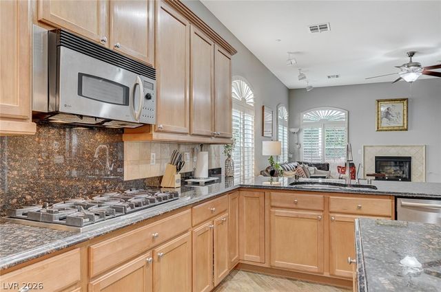 2415 Winter Cliffs Street, Henderson, NV 89052