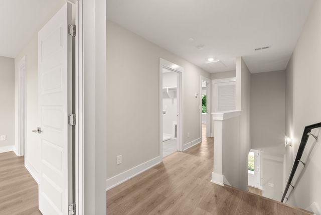 606 Summit Trl, Nashville, TN 37207