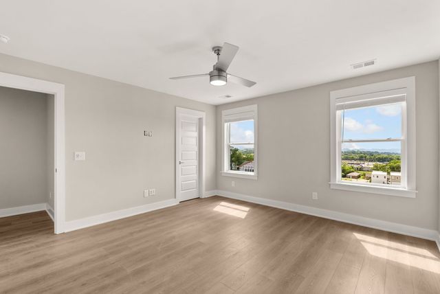 606 Summit Trl, Nashville, TN 37207