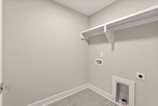 606 Summit Trl, Nashville, TN 37207