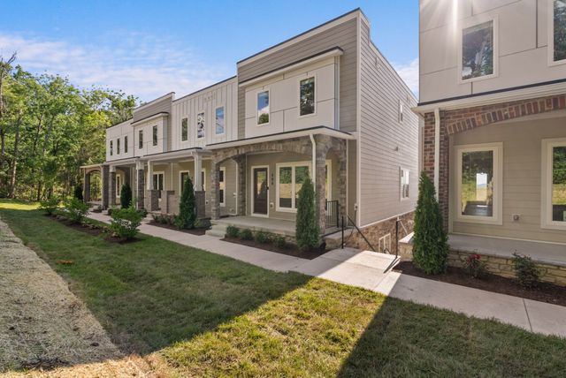 606 Summit Trl, Nashville, TN 37207