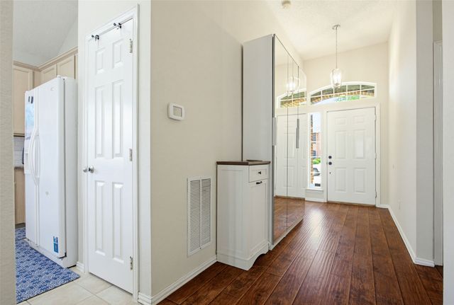 727 Hollow Ridge Drive, Allen, TX 75002