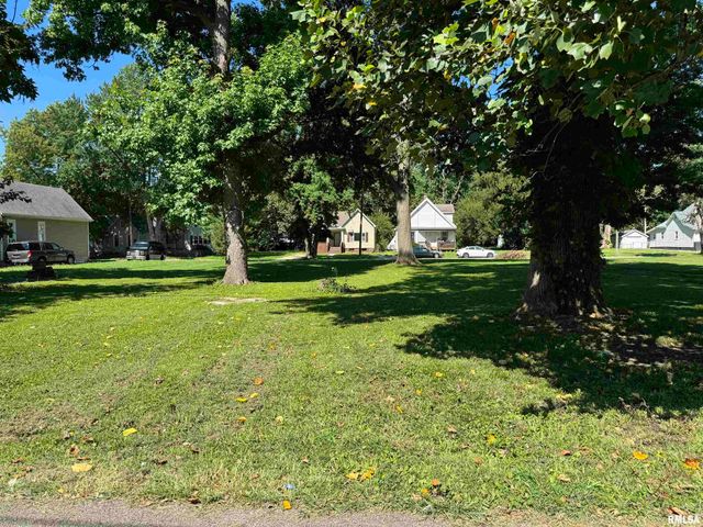 1131 N 5TH Street, Springfield, IL 62702