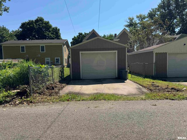 1131 N 5TH Street, Springfield, IL 62702