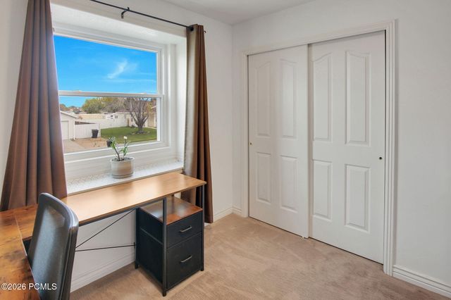 2113 N 2220, Clinton, UT 84015