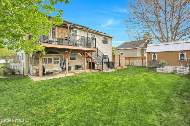 2113 N 2220, Clinton, UT 84015
