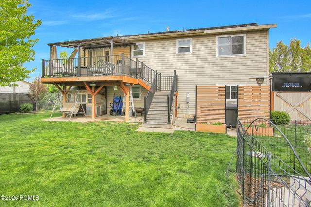 2113 N 2220, Clinton, UT 84015