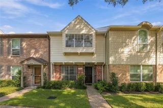 10336 Briar Forest Drive 29/6, Houston, TX 77042