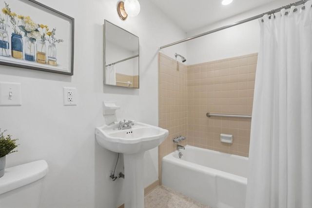 2896 Faraday Court, Decatur, GA 30033