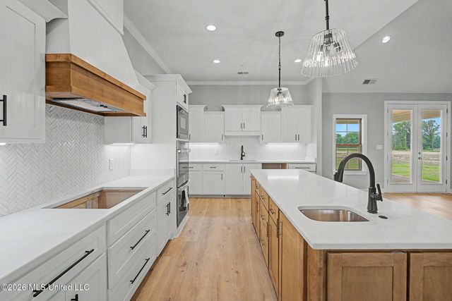 1541 Tributary Drive, Hernando, MS 38632