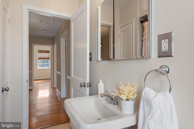 183 STANMORE RD, Baltimore, MD 21212