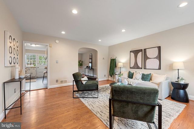 183 STANMORE RD, Baltimore, MD 21212