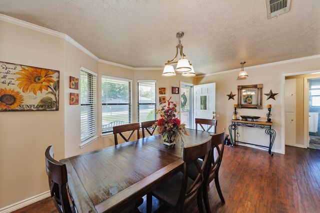 403 E Charles Street, Decatur, TX 76234
