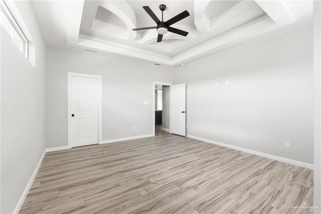 3304 E Rabbit Run Avenue E, Alton, TX 78573