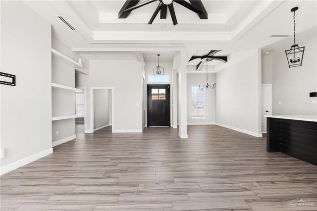 3304 E Rabbit Run Avenue E, Alton, TX 78573