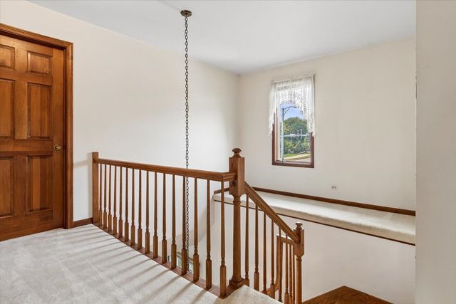 135 Aurora Avenue, Naperville, IL 60540