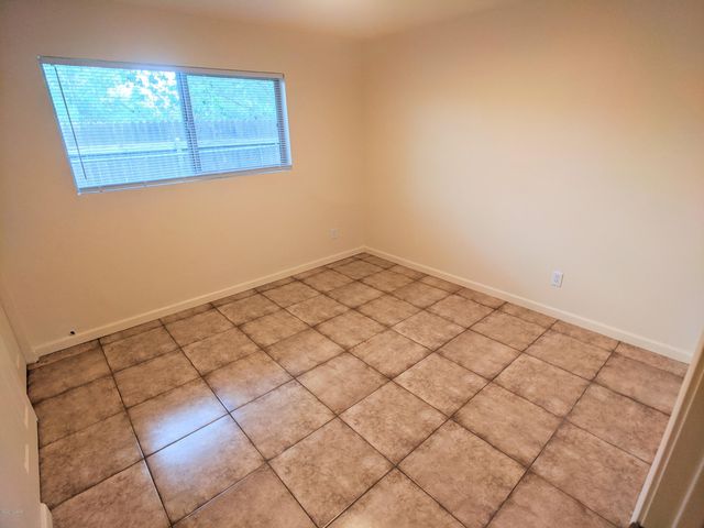 1343 W Alameda Street, Tucson, AZ 85745
